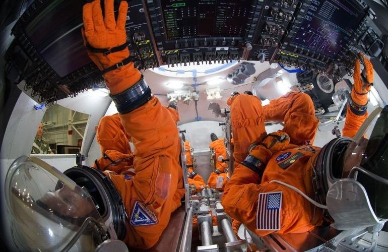 Orion Spacecraft Cockpit View